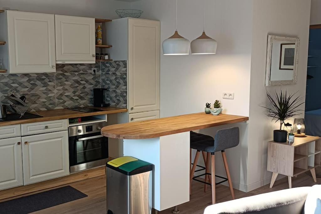 Le Kennedy 3 - Appartement Proche Hopital Châteauroux Εξωτερικό φωτογραφία